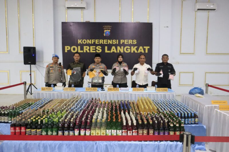 Dokumentasi Foto Kegiatan Pres Rilis Polres Langkat 