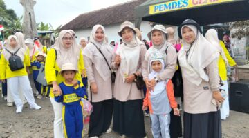 SEMARAK JALAN SEHAT TK ABA: ANGGUNNYA LANGKAH KECIL DAN HARMONI KEBERSAMAAN WARGA MEMASUKI RTH GENDOH