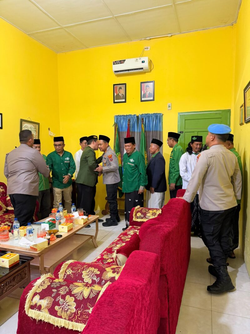 Dokumentasi Foto Kegiatan Kapolres Langkat AKBP Hannry PH Tambunan Bersama Pimpinan Cabang Nahdatul Ulama Kabupaten Langkat 