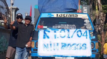 SAMBUT HUT RI KE-81, LINGKUNGAN KAMPUNGBARU GELAR KARNAFAL  UNTUK WARGA