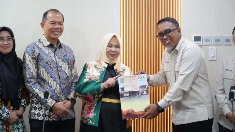 Dokumentasi Foto Kegiatan Plt Bupati Langkat Tiorita Surbakti di Jakarta 
