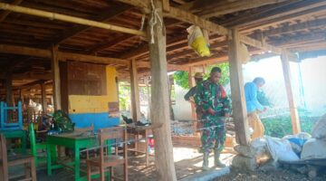 Peduli Pendidikan di Pelosok, Kodim 1410/Bantaeng Bersama Warga Rehab Sekolah Jauh SD 13 Libboa