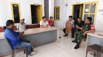 Cegah Karhutla di Musim Kemarau, Babinsa Nipa-Nipa Aktif Himbau Warga Lewat Komsos