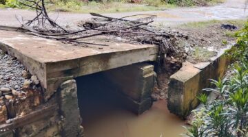 Dokumentasi Foto Jembatan Desa Kebun Balok Kecamatan Wampu Butuh Perbaikan Segera