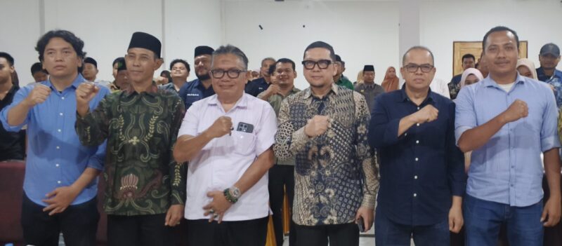 Dokumentasi Foto Bawaslu RI Bersama Anggota DPR RI Komisi 2 Ahmad Doli Kurnia Tanjung  Acara Penguatan Pengawasan Partisipasipatif Di Kabupaten Langkat 