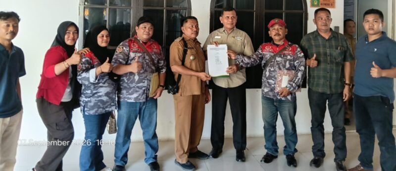Dokumentasi Foto Kegiatan: LSM GMAS Kabupaten Langkat Dampingi RDP TKBM Desa Karang Rejo Bersama DPRD Kabupaten Langkat Komisi A 