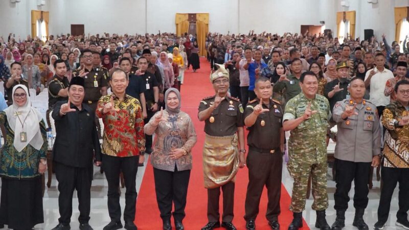 Dokumentasi Foto Kegiatan Plt.Bupati Langkat Tiorita Surbakti Bersama Kejatisu 