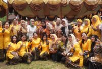 Dokumentasi Foto Kegiatan Plt.Bupati Langkat Tiorita Surbakti di Desa Besadi 