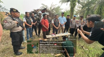 Dokumentasi Foto Kegiatan Kapolres Langkat AKBP Hannry PH Tambunan Bersama BNN, Polisi Militer AD, Forkopimda Kabupaten Langkat Gerebek Sarang Narkoba di Desa Karang. Anyar