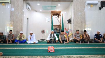 Wakapolres Batu Bara Laksanakan Sholat Jumat Keliling, Pererat Silaturahmi dan Sampaikan Pesan Kamtibmas kepada Masyarakat