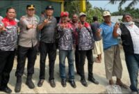 Dokumentasi Foto Kegiatan Demo Masyarakat Bersama LSM GMAS di Kecamatan Secanggang Terkait Jalan Pasar XII