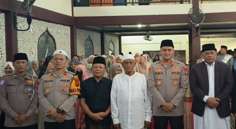 Dokumentasi Foto Kegiatan Kapolres Binjai AKBP R.Bimo di Ponpes 