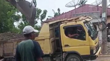 Anggaran Negara Terancam Jadi Bancakan, Pengerukan Jembatan Kuning I Dinilai Hanya Formalitas Karena Fokus Pada Penjualan Material Bukan Normalisasi Sungai