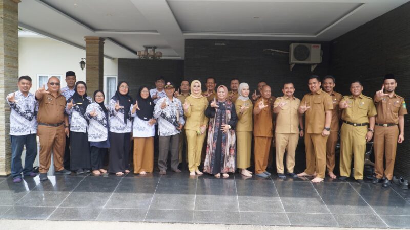 Dokumentasi PGRI Kabupaten Langkat Audensi ke Plt.Bupati Tiorita Surbakti 